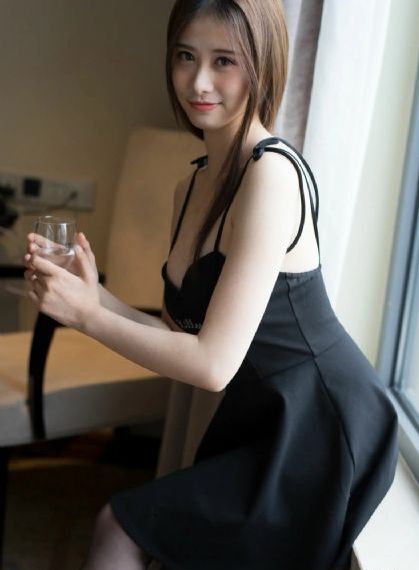 欧美高人气内衣模特_电影免费观看