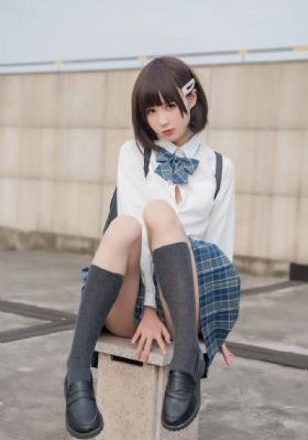 扒开粉嫩尿口露出大胸美女_1080在线观看电视